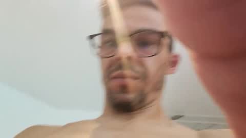 Snapshot of bomale89 chatting on September 26, 11:30 am bomale89 online show from September 26, 11:30 am