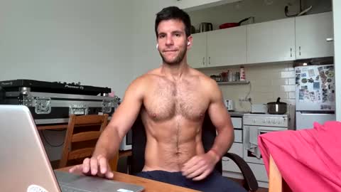 Snapshot of bondi333 chatting on January 29, 10:01 pm Bondi online show from January 29, 10:01 pm