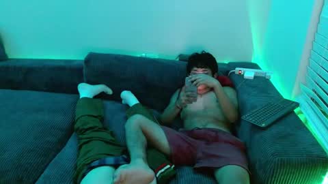 bootybros online show from March 18, 7:11 am