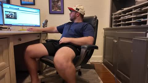 Snapshot of boredhorndog chatting on October 1, 4:49 am Boredhorndog online show from October 1, 4:49 am