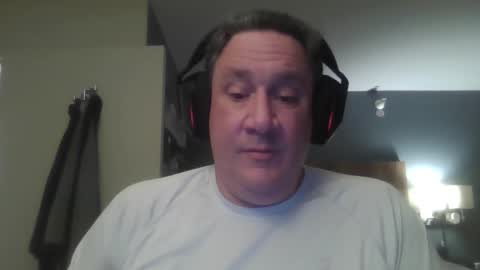 BoredOld235 online show from December 4, 12:17 am