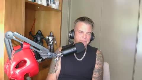 BOSS online show from October 21, 5:05 pm