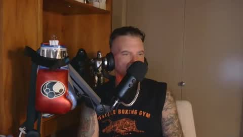 BOSS online show from November 6, 10:13 pm