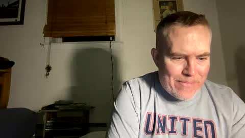 bostonirish45 online show from November 25, 2:13 am