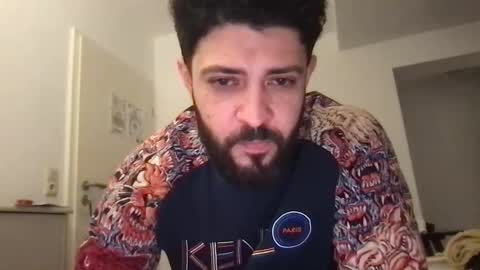 boualem92 online show from March 2, 5:19 am