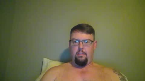 bowtieguy84 online show from March 23, 2:39 am