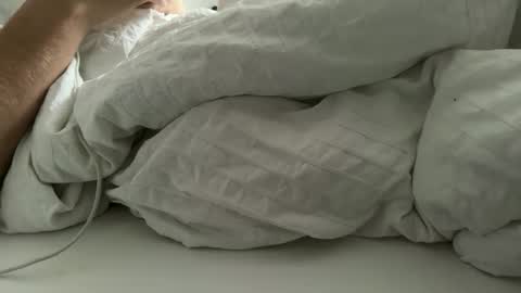 BoyNL online show from November 3, 8:18 am