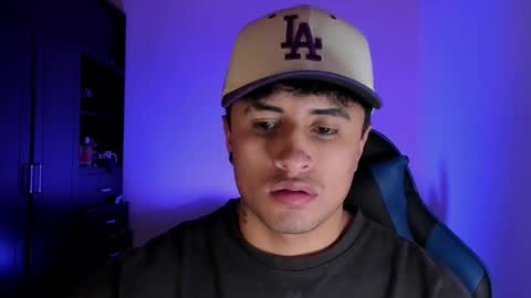 boy_nauthy online show from March 27, 2:51 pm