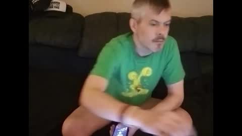 Snapshot of boyblond36 chatting on December 17, 11:27 pm Slutty Stud online show from December 17, 11:27 pm