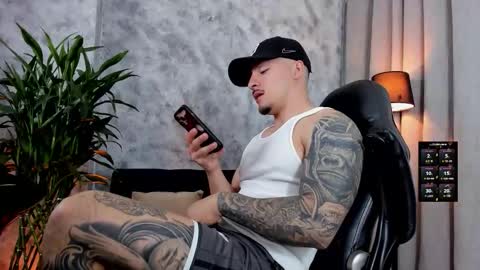 boyc02_ online show from March 7, 2:09 am