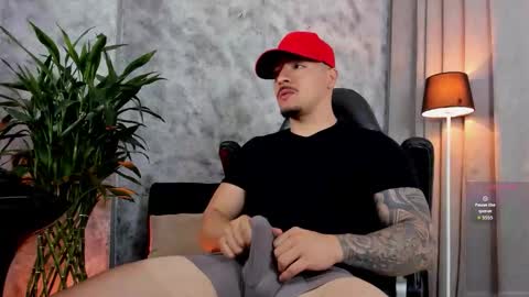 boyc02_ online show from March 18, 1:19 am