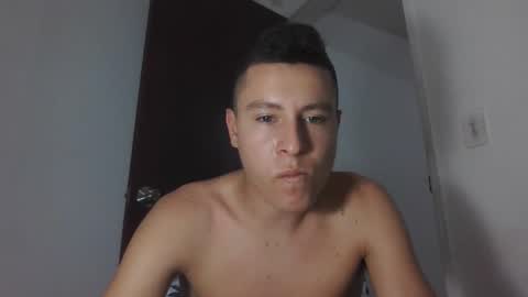 Tommy - OnFns  tommy  874 online show from October 16, 1:24 am