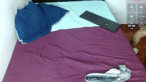 boyg_hots online show from April 8, 11:13 pm