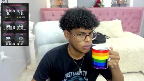 Jackson online show from November 12, 12:22 pm