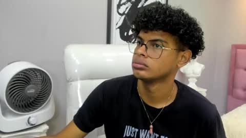 Jackson online show from November 19, 12:38 pm