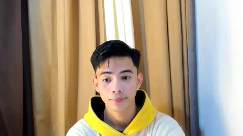 HI IM JAMES DONT FORGET GIVE ME THUMBS UP AND JOIN TO MY FANCLUB online show from February 17, 8:02 am