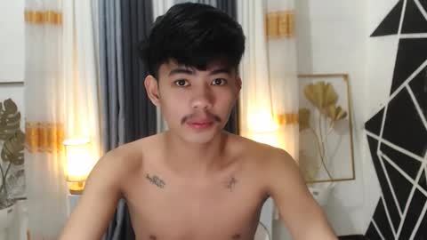 Snapshot of boynextdoor4ux chatting on December 2, 5:24 pm HI IM JAMES DONT FORGET GIVE ME THUMBS UP AND JOIN TO MY FANCLUB online show from December 2, 5:24 pm