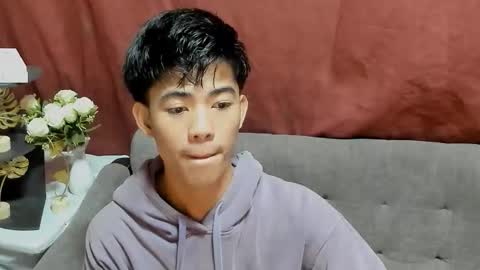 Snapshot of boynextdoor4ux chatting on September 19, 8:52 pm HI IM JAMES DONT FORGET GIVE ME THUMBS UP AND JOIN TO MY FANCLUB online show from September 19, 8:52 pm