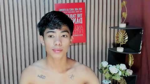 Snapshot of boynextdoor4ux chatting on September 9, 10:41 pm HI IM JAMES DONT FORGET GIVE ME THUMBS UP AND JOIN TO MY FANCLUB online show from September 9, 10:41 pm