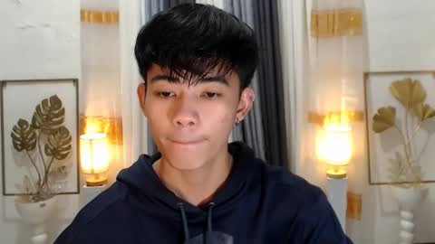 Snapshot of boynextdoor4ux chatting on December 12, 10:56 am HI IM JAMES DONT FORGET GIVE ME THUMBS UP AND JOIN TO MY FANCLUB online show from December 12, 10:56 am