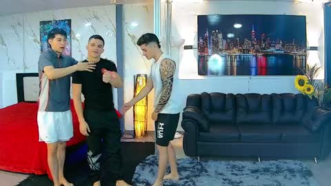 Angelo Mark Fernando Taylor online show from March 28, 11:43 am