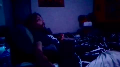 GuitarBrad1989 online show from June 2, 9:43 am