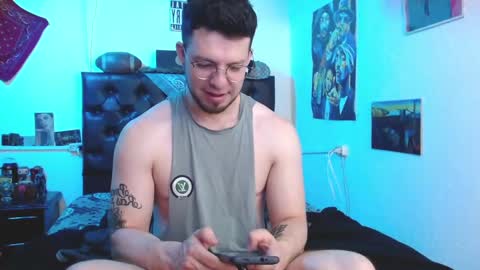 brad hot boy online show from December 14, 3:36 pm