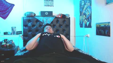 brad hot boy online show from October 3, 6:35 pm