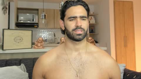 bradleymartin7 online show from October 9, 1:32 am