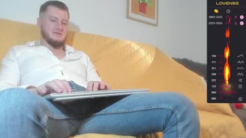 Call me Alex online show from December 12, 12:55 pm