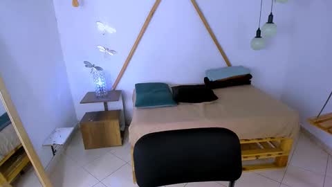 B R A N D online show from October 14, 7:10 pm