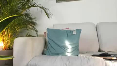 Brandon and Nath online show from February 4, 9:21 pm