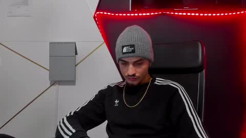 BrandonTateX online show from February 18, 4:48 pm