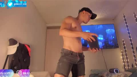 Instagram             twitter BRAN LOPEZ  online show from September 19, 4:57 am