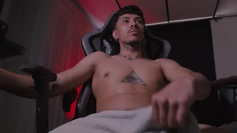 brasi_ online show from October 9, 4:56 pm