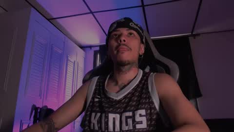 brasi_ online show from October 15, 4:47 pm