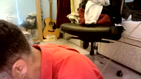 Snapshot of bratdownunder chatting on October 9, 8:08 am Bratdownunder online show from October 9, 8:08 am