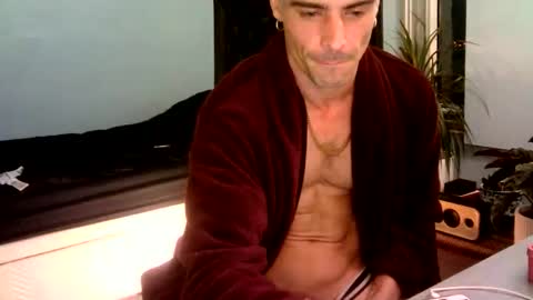 Snapshot of bratdownunder chatting on September 13, 2:34 am Bratdownunder online show from September 13, 2:34 am