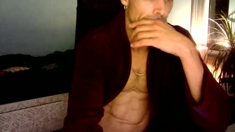 Snapshot of bratdownunder chatting on September 15, 2:58 am Bratdownunder online show from September 15, 2:58 am