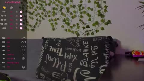 Johny Bravo online show from December 21, 7:44 pm