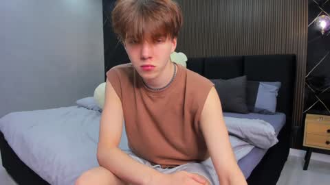 Snapshot of braxiboy chatting on February 3, 12:47 pm Brax online show from February 3, 12:47 pm