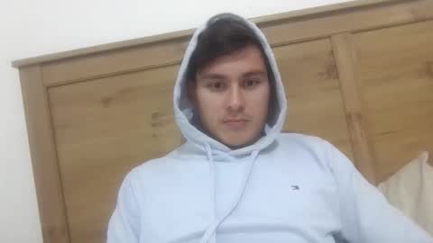 brazilboy2026 online show from March 23, 4:57 pm