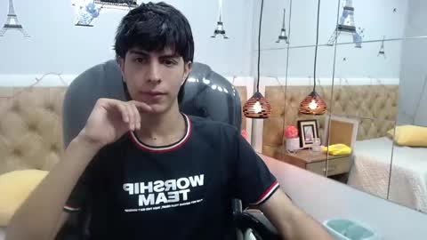 Esteban online show from February 13, 1:19 am