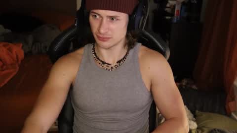 brentonverde online show from December 15, 10:40 pm