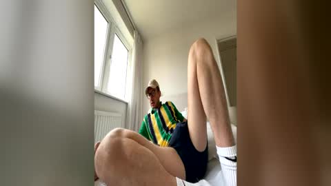 brettbigdee online show from June 12, 10:46 am