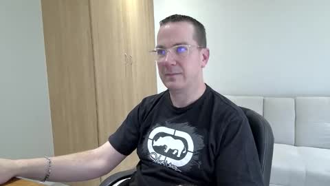 Brett online show from September 19, 2:17 pm