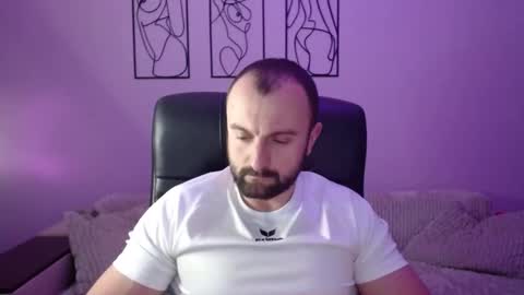 brindlefly69 online show from January 15, 11:36 am