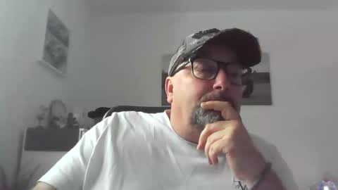 Brisco schner Schwanz online show from November 26, 10:18 am