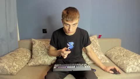 Snapshot of bristlebback chatting on October 4, 5:51 pm bristlebback online show from October 4, 5:51 pm