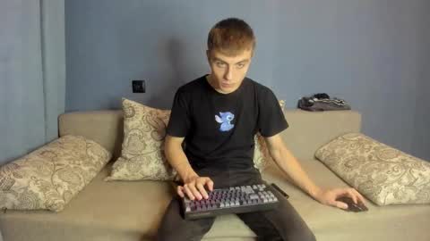 Snapshot of bristlebback chatting on October 9, 6:02 pm bristlebback online show from October 9, 6:02 pm